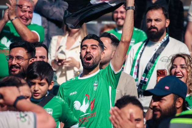 Essen, Deutschland, Europa: SOCCA World Cup 2026, Kleinfeldfußball (6 gegen 6), Gruppenspiel zwischen Syrien und Irland. Zuschauer, Fans, Tribüne...horeographie, Fanchoreo, Copyright: xAymanxAlahmedx