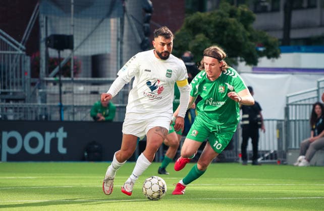Essen, Deutschland, Europa: SOCCA World Cup 2026, Kleinfeldfußball (6 gegen 6), Gruppenspiel zwischen Syrien und Irland. Spielszenen, Zweikämpfe, Spieler und Emotionen während der Partie im Rahmen der internationalen SOCCA-Weltmeisterschaft in Essen. Copyright: xAymanxAlahmedx