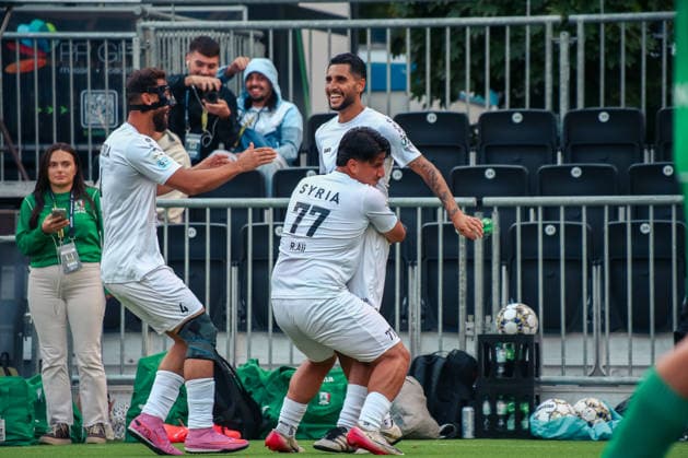 Essen, Deutschland, Europa: SOCCA World Cup 2026, Kleinfeldfußball (6 gegen 6), Gruppenspiel zwischen Syrien und Irland. Spielszenen, Zweikämpfe, Spieler und Emotionen während der Partie im Rahmen der internationalen SOCCA-Weltmeisterschaft in Essen. Copyright: xAymanxAlahmedx