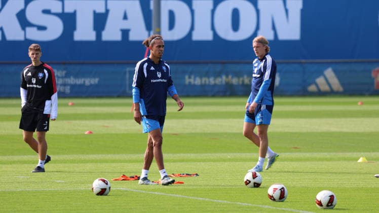 02.09.2026, xrekx, Fussball 1.Bundesliga, Hamburger SV - Training v.l. Yussuf Poulsen (Hamburger SV) Hamburg *** September 2, 2026, xrekx, Soccer, Bundesliga 1, Hamburger SV Training: Yussuf Poulsen, Hamburger SV, Hamburg