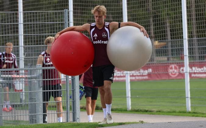 01.09.2026 - Fussball - 2. Fussball - Bundesliga - Saison 2026 2027 - 1. FC Nürnberg Nuernberg FCN ( Club ) - Training - Sportfoto Zink DoGe - xdoxgex - Tim Janisch (32, 1. FC Nürnberg FCN ) *** September 1, 2026 Soccer 2 German Bundesliga 2026–2027 Season 1. FC Nürnberg Nuremberg FCN Club Training Sports Photo Zink DoGe xdoxgex Tim Janisch 32, 1. FC Nürnberg FCN