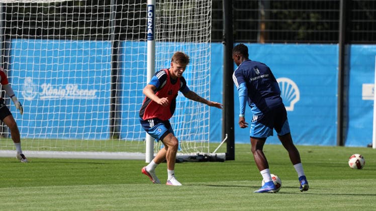 02.09.2026, xrekx, Fussball 1.Bundesliga, Hamburger SV - Training v.l. David Moller Wolfe (Hamburger SV) Hamburg *** September 2, 2026, xrekx, Soccer, Bundesliga 1, Hamburger SV Training: David Moller Wolfe, Hamburger SV, Hamburg