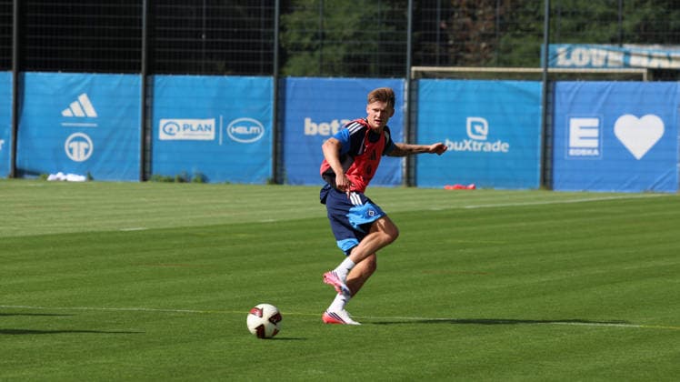 02.09.2026, xrekx, Fussball 1.Bundesliga, Hamburger SV - Training v.l. David Moller Wolfe (Hamburger SV) Hamburg *** September 2, 2026, xrekx, Soccer, Bundesliga 1, Hamburger SV Training: David Moller Wolfe, Hamburger SV, Hamburg
