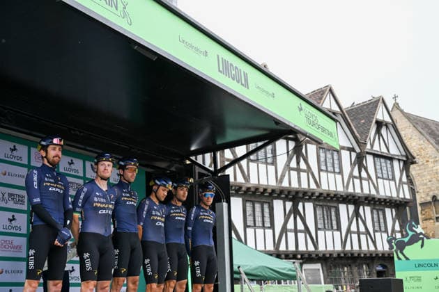 2026 Lloyds Tour of Britain Men Picture by Zac Williams SWpix.com - 02 09 2026 - Cycling - UCI ProSeries - 2026 Lloyds Tour of Britain Men - Stage 1: Lincoln to Lincoln (182.5km) - Sam Bennett, Mark Donovan, Fabio Christen, Kamil Malecki, Xandro Meurisse, Matteo Moschetti (Pinarello-Q36.5 Pro Cycling Team) Cycling Copyright: x xSWpix.comx(t axPhotographyxHubxLtd)xZacxWilliams SWpix.comx SWP-3030-21770
