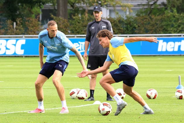 02.09.2026, DEU GER, Fussball , 2.Fussballbundesliga, Saison 2026 2027, Sportforum, Hertha BSC, Training Gustaf Nilsson ( Hertha BSC Berlin 9 ), Soufian Gouram ( Hertha BSC Berlin 33 ) 2. Liga: DFB DFL regulations prohibit any use of photographs as image sequences and or quasi-video) Berlin Sportforum Berlin Deutschland *** September 2, 2026, Germany, Soccer, 2. Bundesliga, 2026–2027 season, Sportforum, Hertha BSC, Training: Gustaf Nilsson (Hertha BSC Berlin 9), Soufian Gouram (Hertha BSC Berlin 33), 2. Bundesliga. DFB and DFL regulations prohibit any use of photographs as image sequences and or quasi-video. Berlin Sportforum, Berlin, Germany Copyright: xNordphotox xEnglerx