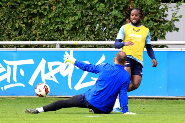 02.09.2026, DEU GER, Fussball , 2.Fussballbundesliga, Saison 2026 2027, Sportforum, Hertha BSC, Training Deyovaisio Zeefuik ( Hertha BSC Berlin 42 ), Marius Gersbeck ( Hertha BSC Berlin 35 ) 2. Liga: DFB DFL regulations prohibit any use of photographs as image sequences and or quasi-video) Berlin Sportforum Berlin Deutschland *** September 2, 2026, Germany, Soccer, 2. Bundesliga, 2026–2027 Season, Sportforum, Hertha BSC, Training: Deyovaisio Zeefuik (Hertha BSC Berlin 42), Marius Gersbeck (Hertha BSC Berlin 35), 2nd Division, DFB and DFL regulations prohibit any use of photographs as image sequences and or quasi-video. Berlin Sportforum, Berlin, Germany Copyright: xNordphotox xEnglerx