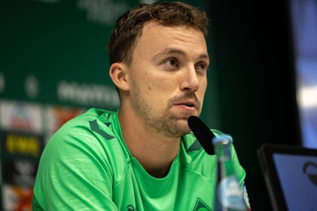 02.09.2026, GER, Fußball, Herren, 1. Bundesliga, Saison 2026 2027, Spielervorstellung, SV Werder Bremen Youri Regeer ( Werder Bremen, 44 ) wird im Rahmen einer Pressekonferenz vorgestellt, Bremen Weserstadion Bremen Deutschland *** September 2, 2026, GER, Soccer, Men s, 1. Bundesliga, 2026–2027 Season, Player Introduction, SV Werder Bremen: Youri Regeer, age 44, is introduced at a press conference at the Weserstadion in Bremen, Germany Copyright: xNordphoto Maasx