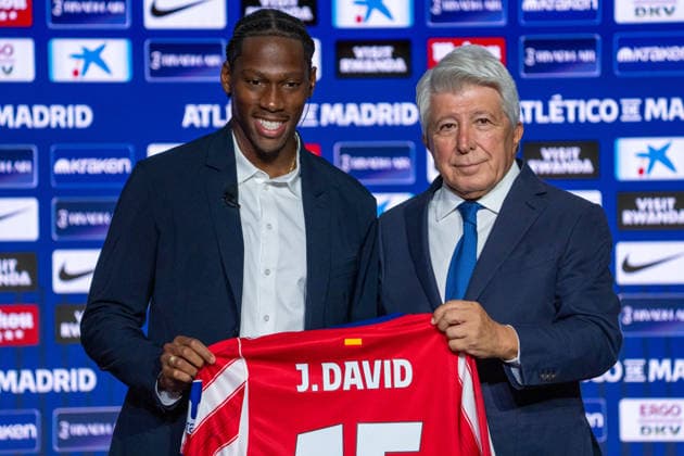 Atletico de Madrid s new player Jonathan David. Atletico de Madrid s new player Jonathan David (l) with the President Enrique Cerezo during his official presentation. September 2, 2026. (ALTERPHOTOS Acero) MadridSpain  Copyright: xAcerox