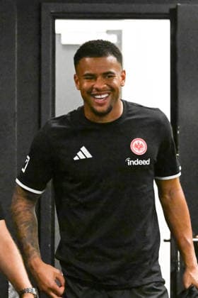 02.09.2026, xsltx, Fussball 1.Bundesliga, Eintracht Frankfurt - Pressekonferenz Noah Atubolu v.l. Noah Atubolu (TW Eintracht Frankfurt) *** September 2, 2026, xsltx, Soccer, Bundesliga 1, Eintracht Frankfurt Press Conference: Noah Atubolu (left) Noah Atubolu, Goalkeeper, Eintracht Frankfurt