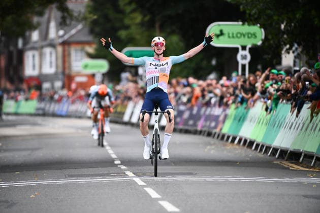 2026 Lloyds Tour of Britain Men Picture by Simon Wilkinson SWpix.com - 02 09 2026 - Cycling - UCI ProSeries - 2026 Lloyds Tour of Britain Men - Stage 1: Lincoln to Lincoln (182.5km) - Winner of stage 1, Lewis Askey (NSN Cycling Team) Copyright: x xSWpix.comx(t axPhotographyxHubxLtd)xSimonxWilkinson SWpix.comx SWP-3030-21818