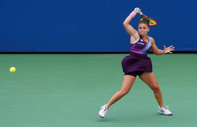 Jasmine Paolini in second round action 2026 US Open, Day Four, USTA Billie Jean King National Tennis Center, New York, USA - 02 Sep 2026New York USTA Billie Jean King National T New York (NY) United States of America EDITORIAL USE ONLY No use with unauthorised audio, video, data, fixture lists, club league logos or live services. Online in-match use limited to 120 images, no video emulation. No use in betting, games or single club league player publications. Copyright: xJavierxGarcia Shutterstockx 17124553e