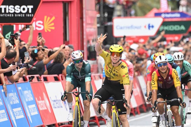 02-09-2026 Vuelta A Espana; Tappa 11 Cartagena - Lorca; 2026, Visma - Lease A Bike; 2026, Cofidis; Brennan, James Matthew; Coquard, Bryan; Van Aert, Wout; Lorca; 