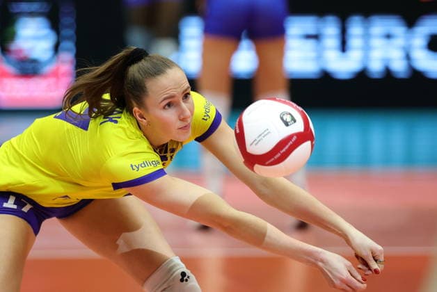 BRNO, CZECH REPUBLIC 20260902 Sweden s Anna Haak warms up before the quarter-final match of the Women s Volleyball European Championship, EM, Europameisterschaft between Italy and Sweden in Brno, Czech Republic. BRNO CZECH REPUBLIC x9200x