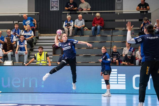 HSG Blomberg-Lippe (GER) vs. TuS Metzingen (GER), Handball, 1. Handball Bundesliga Frauen, Spieltag 2, Saison 2026 2027, Blomberg, 02.09.26 Alexia Hauf (HSG Blomberg-Lippe, 31) im Torwurf beim Aufwaermen Blomberg Synflex-Arena an der Ulmenallee Deutschland
