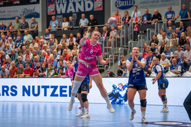 Ida Petzold (TuS Metzingen, 08) im Torwurf HSG Blomberg-Lippe (GER) vs. TuS Metzingen (GER), Handball, 1. Handball Bundesliga Frauen, Spieltag 2, Saison 2026 2027, Blomberg, 02.09.26 Blomberg Copyright: xEibner-Pressefotox EP_EER