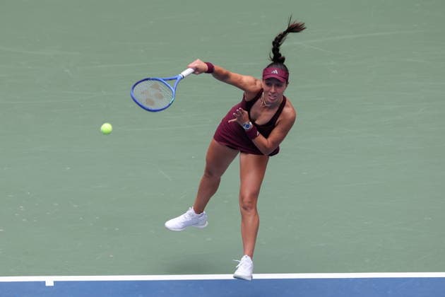 US Open tennis tournament - Day 4 Jessica Pegula of the US in action against Sofia Kenin of the US during the Women™s Singles second round match of the US Open Tennis Championships in Flushing Meadows, New York, USA, 02 September 2026. FLUSHING MEADOWS NEW YORK United States  Copyright: xBRIANxHIRSCHFELDx