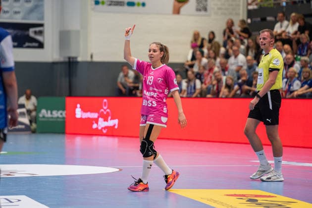 Johanna Farkas (TuS Metzingen, 19) beim Spielaufbau HSG Blomberg-Lippe (GER) vs. TuS Metzingen (GER), Handball, 1. Handball Bundesliga Frauen, Spieltag 2, Saison 2026 2027, Blomberg, 02.09.26 Blomberg Copyright: xEibner-Pressefotox EP_EER