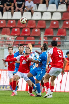 Regionalliga Nordost -Saison 26 27 Hallescher FC vs.SV Tasmania Berlin Halle, Deutschland 02.September 2026: Im Bild:v.li.Max Kulke (Halle), Danil Wostrikow (Tasm.Berlin), Abdulkadir Beyazit (Tasm.Berlin) und Burim Halili (Halle) Halle Saale Leuna Chemie Stadion Sachsen-Anhalt Deutschland