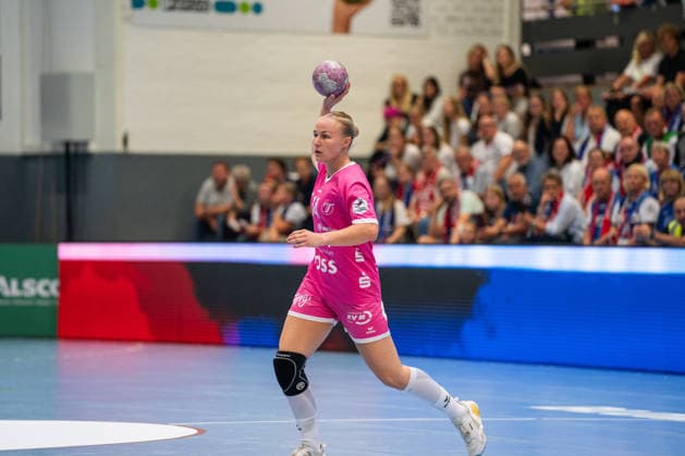 HSG Blomberg-Lippe (GER) vs. TuS Metzingen (GER), Handball, 1. Handball Bundesliga Frauen, Spieltag 2, Saison 2026 2027, Blomberg, 02.09.26 Lotta Roepcke (TuS Metzingen, 14) Blomberg Synflex-Arena an der Ulmenallee Deutschland