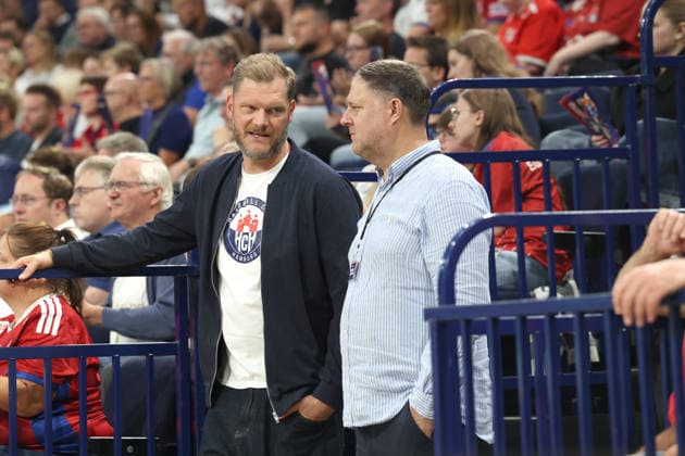Handball Opel Handball Bundesliga 2026 2027 - Handball Verein Hamburg vs. TVB Stuttgart Sportdirektor Johannes Bitter (Hamburg), Philipp J. Müller, Gesellschafter und Aufsichtsrat Barclays Arena Hamburg