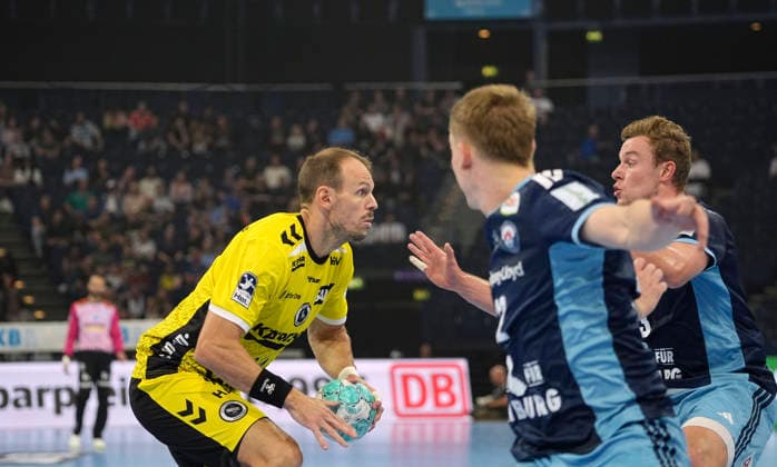 Foto : am Ball Kai Häfner (Stuttgart) gegen Moritz SAUTER ( Hamburg ) Handball Herren 1. Bundesliga 2. Spieltag am Mi. 02.09.2026 Handball 1. Liga HCH Hamburg - TVB Stuttgart