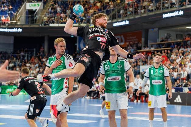 02.09.2026 - Handball - 1. Bundesliga OPEL HBL - Saison 2026 2027 - 02. Spieltag: HC Erlangen Metropolregion Nürnberg HCE - TSV Hannover-Burgdorf ( Die Recken ) - DaMa - xdaxmax - Maciej Gebala (77, HC Erlangen HCE )