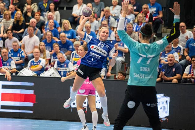 HSG Blomberg-Lippe (GER) vs. TuS Metzingen (GER), Handball, 1. Handball Bundesliga Frauen, Spieltag 2, Saison 2026 2027, Blomberg, 02.09.26 Lilli Roepcke (HSG Blomberg-Lippe, 25) im Torwurf Blomberg Synflex-Arena an der Ulmenallee Deutschland