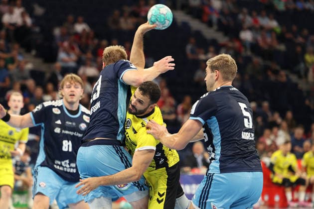 Handball Opel Handball Bundesliga 2026 2027 - Handball Verein Hamburg vs. TVB Stuttgart Martin Hovde (Hamburg),Einar Olafsson (Hamburg),Matle Donker (Stuttgart),Oliver Norlyk (Hamburg), Barclays Arena Hamburg