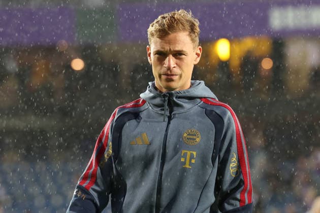 02.09.2026, xrekx, Fussball DFB Pokal 1.Runde, VfL Osnabrueck - FC Bayern München v.l. Platzbegehung vor dem Spiel Joshua Kimmich (FC Bayern Muenchen) Osnabrueck