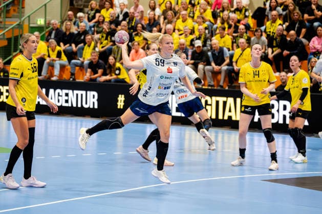 Dortmund, 02.09.2026, Handball, Damen, Bundesliga, 2. Spielatg, BVB Borussia Dortmund - Union Neckarsulm Antje Döll (Sport-Union Neckarsulm, 59) beim Torwurf