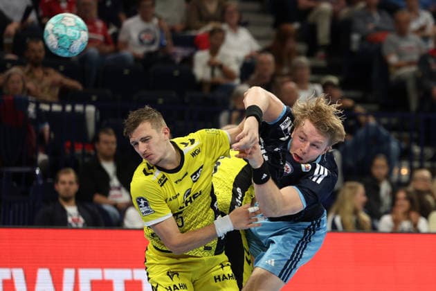 Handball I Herren I Saison 2026 2027 I Bundesliga I 2. Spieltag I Handball Club Hamburg - TVB Stuttgart I 02.09.2026 Philipp Ahouansou (5, TVB Stuttgart) Martin Hovde (81, Handball Club Hamburg) Hamburg Barclaycard Arena Hamburg Deutschland Copyright: xLobeca RalfxHomburgx
