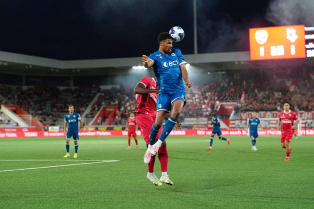 Thun, Switzerland - September 02: Karim Sow (71 Lausanne) with a header during the Brack Super League match between FC Thun and FC Lausanne at VISANA STADION on September 02, 2026 in Thun, Switzerland.  Copyright: xKjetilxWaberx xSPPx Sportspressphoto_SPR222227