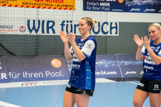 HSG Blomberg-Lippe (GER) vs. TuS Metzingen (GER), Handball, 1. Handball Bundesliga Frauen, Spieltag 2, Saison 2026 2027, Blomberg, 02.09.26 Maxi Muehlner (HSG Blomberg-Lippe, 10) freut sich ueber den Sieg gegen TuS Metzingen (GER) Blomberg Synflex-Arena an der Ulmenallee Deutschland