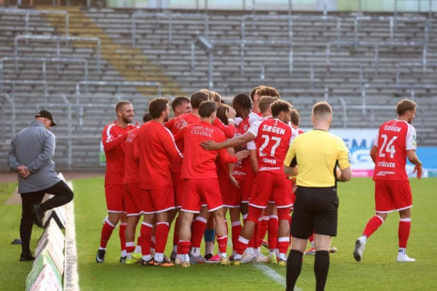 Torjubel um Lucas Cueto (SI) nach seinem Tor zum 1:0 Fussball Regionalliga West, 6. Spieltag, Sportfreunde Siegen - SC Paderborn 07 U21, U 21 am 02.09.2026 in Siegen Deutschland.