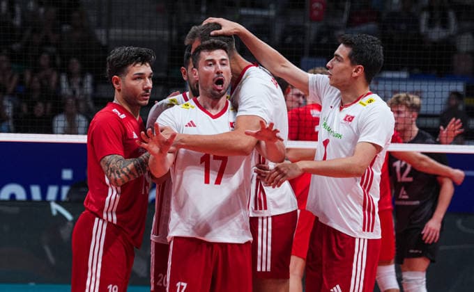 Turkiye v Denmark - CEV EuroVolley 2026 Men Friendly Match ANKARA, TURKIYE - SEPTEMBER 2: Players of Turkiye celebrate after a point during the friendly match ahead of the 2026 CEV Men s European Volleyball Championship between Turkiye and Denmark at Baskent Volleyball Hall in Ankara, Turkiye, on September 2, 2026. Guven Yilmaz Anadolu Ankara Turkey. Editorial use only. Please get in touch for any other usage.  Copyright: x2026xAnadoluxGuvenxYilmazx