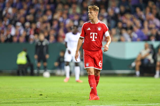 Joshua Kimmich (FC Bayern Muenchen) schaut waehrend des DFB-Pokal Spiels zwichen VfL Osnabrueck v FC Bayern Muenchen, Bremer Bruecke am 02. September 2026 in Osnabrueck, Deutschland. (Foto von Oliver Kaelke DeFodi Images) +++ Joshua Kimmich (FC Bayern Muenchen) looks on during the DFB-Pokal match between VfL Osnabrueck v FC Bayern Muenchen at Bremer Bruecke on September 2, 2026 in Osnabrueck, Germany. (Photo by Oliver Kaelke DeFodi Images) (Photo by Oliver Kaelke DeFodi Images) -