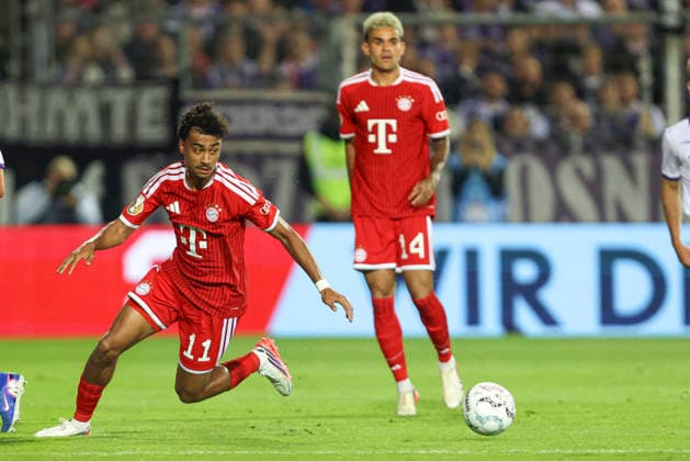 Nathaniel Brown (FC Bayern Muenchen) in Aktion, am Ball, Einzelaktion waehrend des DFB-Pokal Spiels zwichen VfL Osnabrueck v FC Bayern Muenchen, Bremer Bruecke am 02. September 2026 in Osnabrueck, Deutschland. (Foto von Oliver Kaelke DeFodi Images) +++ Nathaniel Brown (FC Bayern Muenchen) controls the ball during the DFB-Pokal match between VfL Osnabrueck v FC Bayern Muenchen at Bremer Bruecke on September 2, 2026 in Osnabrueck, Germany. (Photo by Oliver Kaelke DeFodi Images) (Photo by Oliver Kaelke DeFodi Images) -