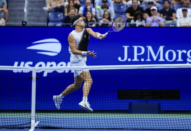 US Open tennis tournament - Day 4 Ben Shelton of USA in action against Hubert Hurkacz of Poland during the Men s Singles second round match of the US Open Tennis Championships in Flushing Meadows, New York, USA, 02 September 2026. FLUSHING MEADOWS NEW YORK United States  Copyright: xCRISTOBALxHERRERA-ULASHKEVICHx