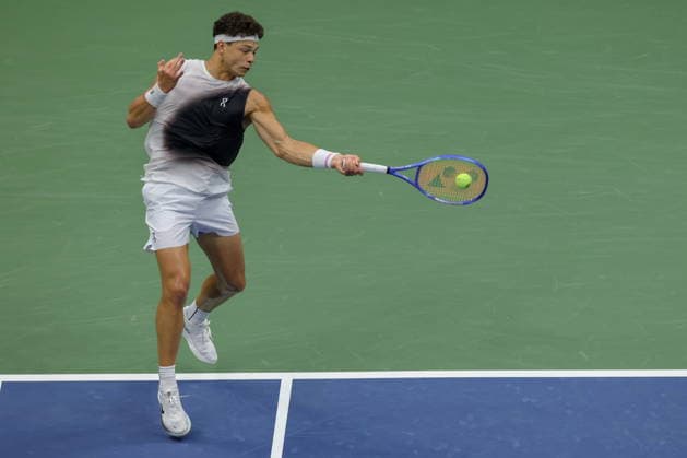 US Open tennis tournament - Day 4 Ben Shelton of the US in action against Hubert Hurkacz of Poland during the Men s Singles second round match of the US Open Tennis Championships in Flushing Meadows, New York, USA, 02 September 2026. FLUSHING MEADOWS NEW YORK United States  Copyright: xBRIANxHIRSCHFELDx