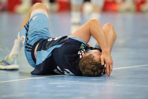 Foto : der HCH vergibt die Chance zum möglichen Sieg , enttäuscht am Boden ist Moritz SAUTER ( Hamburg ) Handball Herren 1. Bundesliga 2. Spieltag am Mi. 02.09.2026 Handball 1. Liga HCH Hamburg - TVB Stuttgart 34 - 34