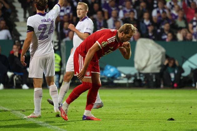02.09.2026, xrekx, Fussball DFB Pokal 1.Runde, VfL Osnabrueck - FC Bayern München v.l. Torjubel nach dem Tor zum celebrating the goal celebrate 1:1 durch Harry Kane (FC Bayern Muenchen) Osnabrueck
