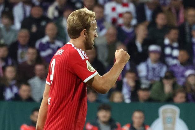 02.09.2026, xrekx, Fussball DFB Pokal 1.Runde, VfL Osnabrueck - FC Bayern München v.l. Torjubel nach dem Tor zum celebrating the goal celebrate 1:1 durch Harry Kane (FC Bayern Muenchen) Osnabrueck