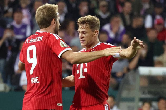 02.09.2026, xrekx, Fussball DFB Pokal 1.Runde, VfL Osnabrueck - FC Bayern München v.l. Torjubel nach dem Tor zum celebrating the goal celebrate 1:1 durch Harry Kane (FC Bayern Muenchen) mit Joshua Kimmich (FC Bayern Muenchen) Osnabrueck