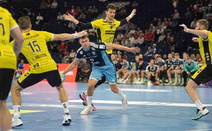 Foto : Torwurf von Nicolaj Jorgensen ( Hamburg ) gegen .... Philipp MEYER ( Stuttgart ) Handball Herren 1. Bundesliga 2. Spieltag am Mi. 02.09.2026 Handball 1. Liga HCH Hamburg - TVB Stuttgart 34 - 34