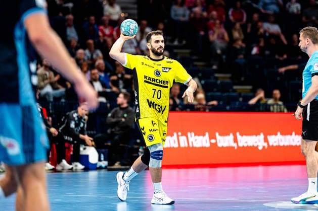 02.09.2026, xdobgx, Handball Opel HBL, Handball Club Hamburg - TVB Stuttgart v.l. Mohamed Amine Darmoul (TVB Stuttgart, 70) Freisteller, Einzelbild, Ganzkoerper Hamburg