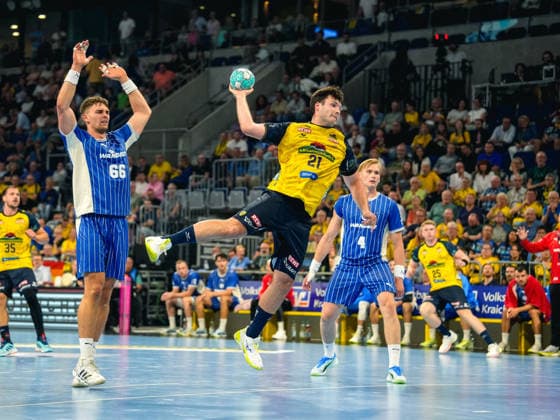 02.09.2026, xwppx, Handball Opel HBL, Rhein-Neckar-Löwen - VfL Gummersbach v.l. Å tÄ›pan Zeman (VfL Gummersbach), Aron Seesing (Rhein-Neckar Löwen), ElliÃ°i Snaer ViÃ°arsson (VfL Gummersbach) Mannheim