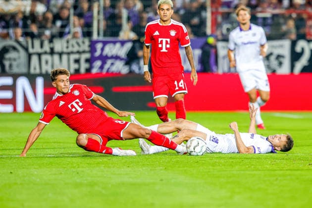 2026.09.02, xkwix, Fußball, DFB-Pokal, VfL Osnabrück - FC Bayern München, Stadion an der Bremer Brücke, 1.Runde, Saison 2026 2027: Patrick Kammerbauer (VfL Osnabrueck 31) im Zweikampf gegen Tom Bischof (FC Bayern Muenchen 8) DFB regulations prohibit any use of photographs as image sequences and or quasi-video. Photo: xKamilxWilkowskixPressefotoKochx Niedersachsen Deutschland