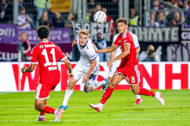 2026.09.02, xkwix, Fußball, DFB-Pokal, VfL Osnabrück - FC Bayern München, Stadion an der Bremer Brücke, 1.Runde, Saison 2026 2027: Fridolin Wagner (VfL Osnabrueck 26) im Zweikampf gegen Tom Bischof (FC Bayern Muenchen 8) DFB regulations prohibit any use of photographs as image sequences and or quasi-video. Photo: xKamilxWilkowskixPressefotoKochx Niedersachsen Deutschland