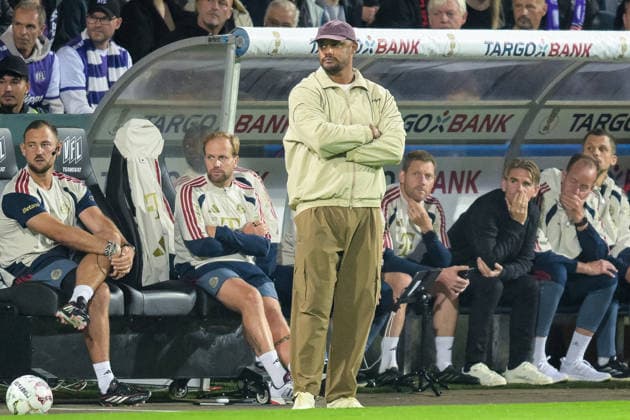 Fußball, DFB-Pokal, 20260902, VfL Osnabrück - FC Bayern München. Im Bild Trainer Bayern Vincent KOMPANY. Osnabrück Osnatel Arena Niedersachsen Deutschland Copyright: Passion2Press MarkusxFischerx