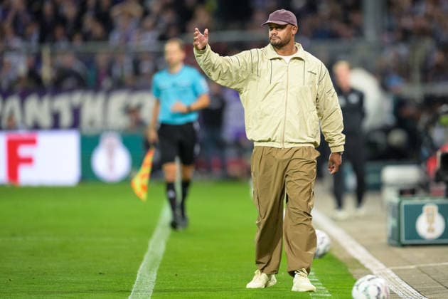 Fußball, DFB-Pokal, 20260902, VfL Osnabrück - FC Bayern München. Im Bild Trainer Bayern Vincent KOMPANY. Osnabrück Osnatel Arena Niedersachsen Deutschland Copyright: Passion2Press MarkusxFischerx